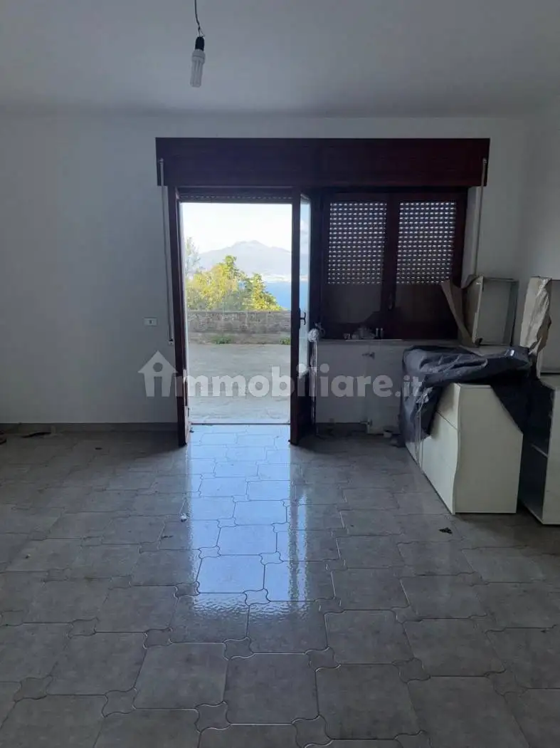 Appartamento in vendita a Vico Equense