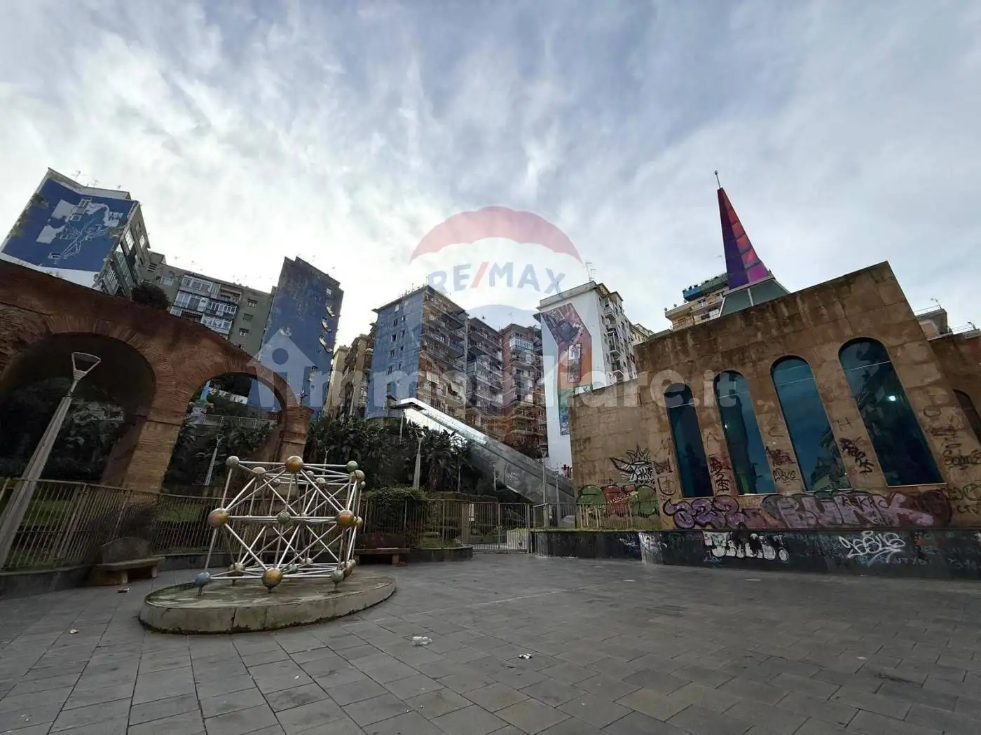 Appartamento in vendita a Napoli