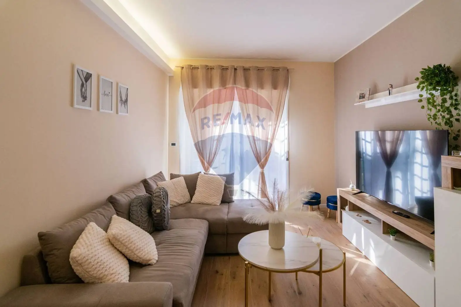 Quadrilocale via San Gaetano 21, Centro, Camporotondo Etneo - foto 3