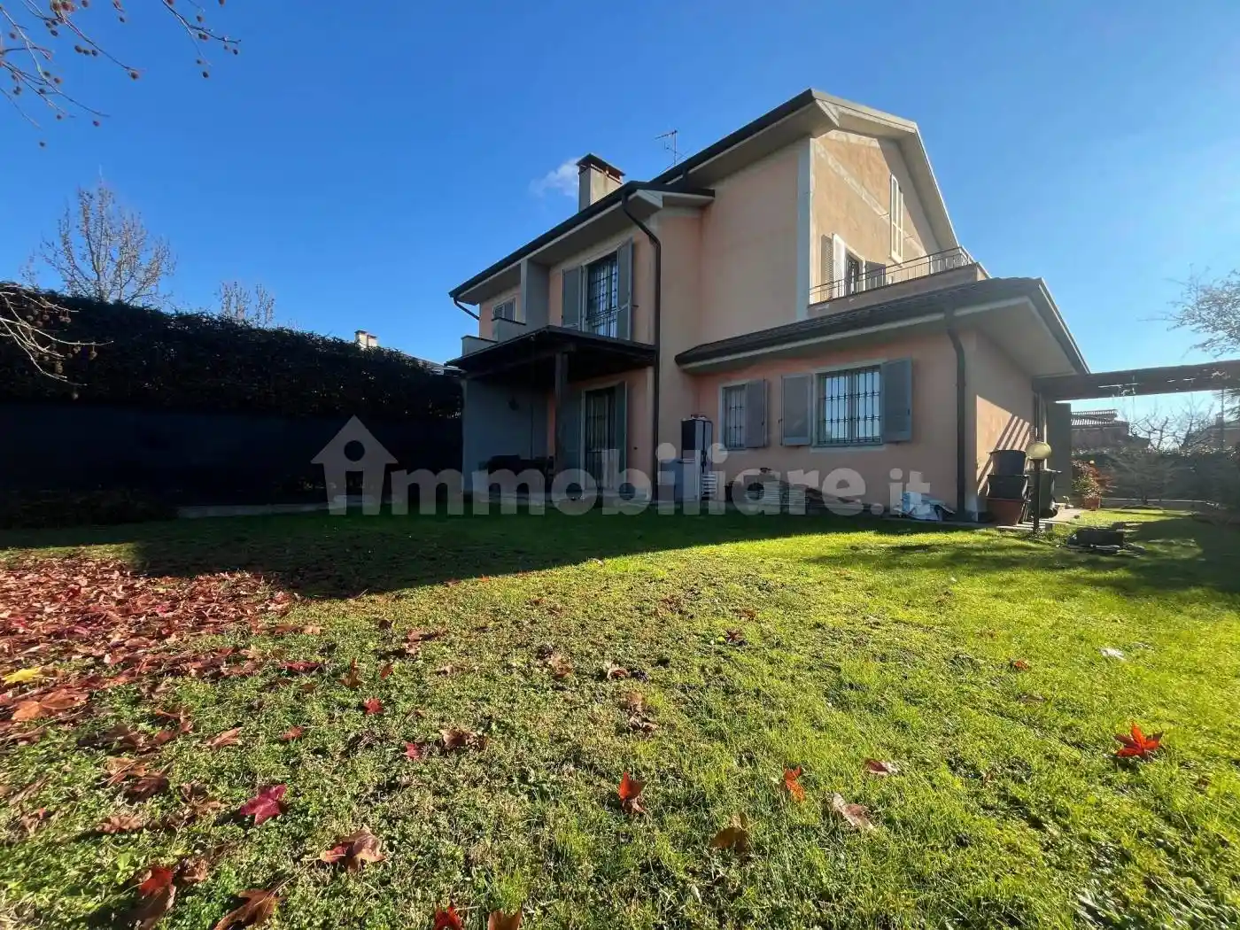 Villa in vendita a Abbiategrasso