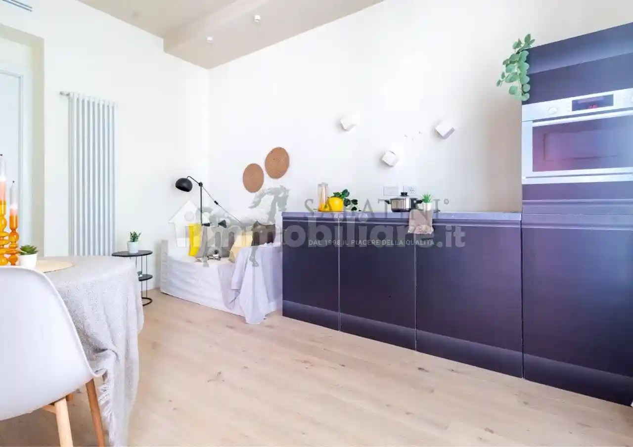 Bilocale via Pietro Maroncelli 9, Garibaldi - Corso Como, Milano - foto 3