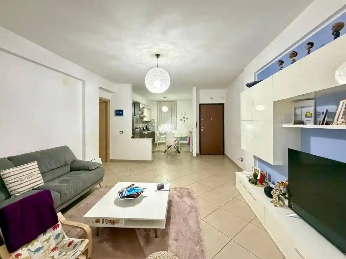 Quadrilocale via B. Cellini 33, Roges, Rende - foto 4