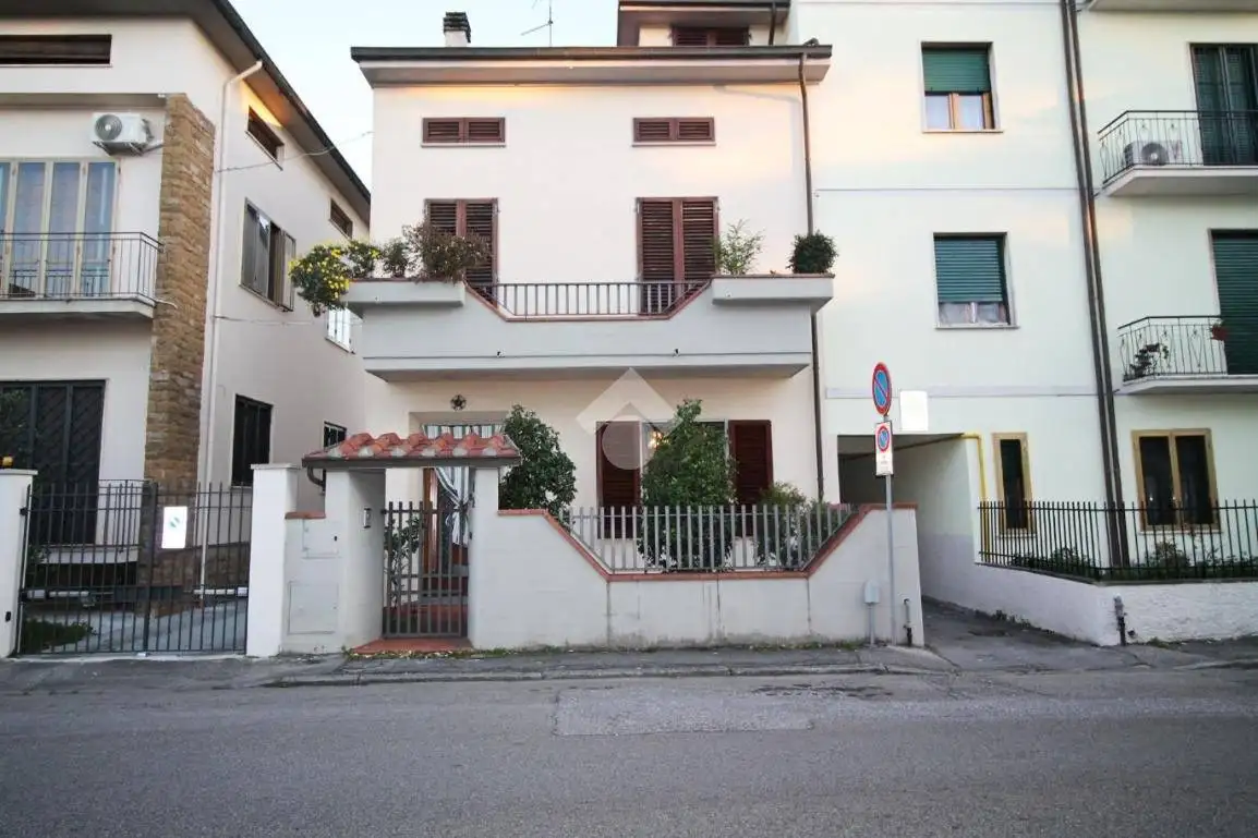 Appartamento in vendita a Prato