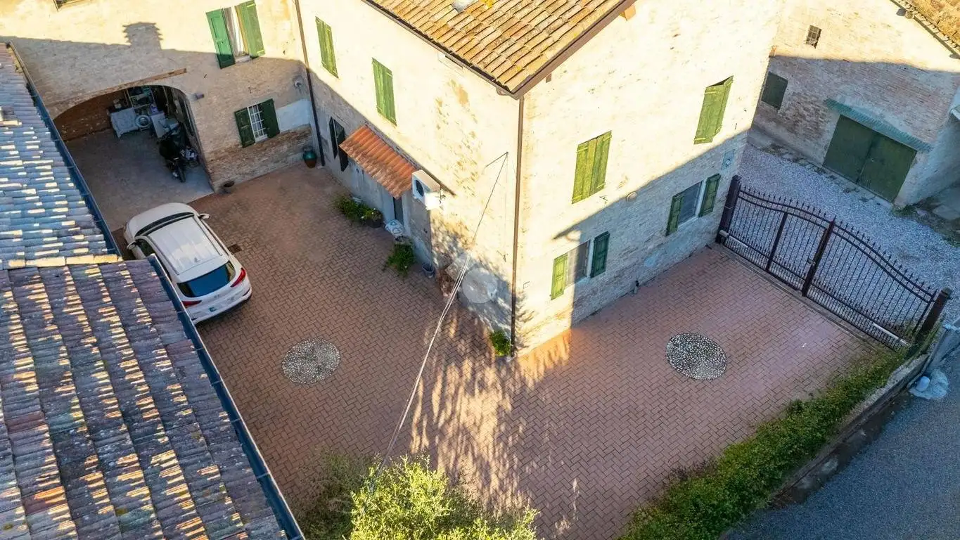 Terratetto plurifamiliare via Fermi 13, Caprara, Campegine - foto 3