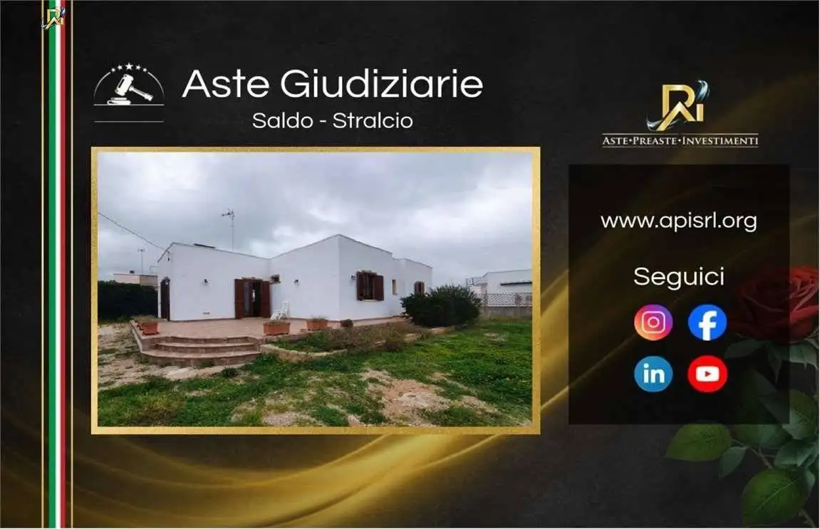 Villetta a schiera in asta a Alliste