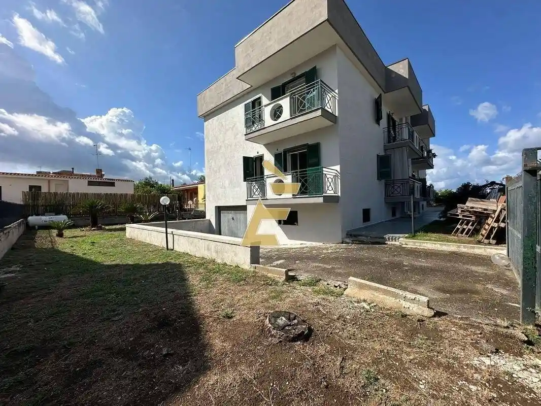 Appartamento via Ripuaria 267, Varcaturo, Giugliano in Campania - foto 2