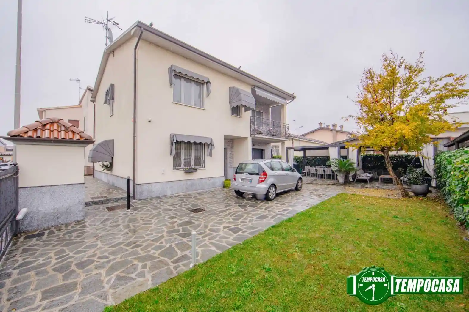 Villa in vendita a Travacò Siccomario