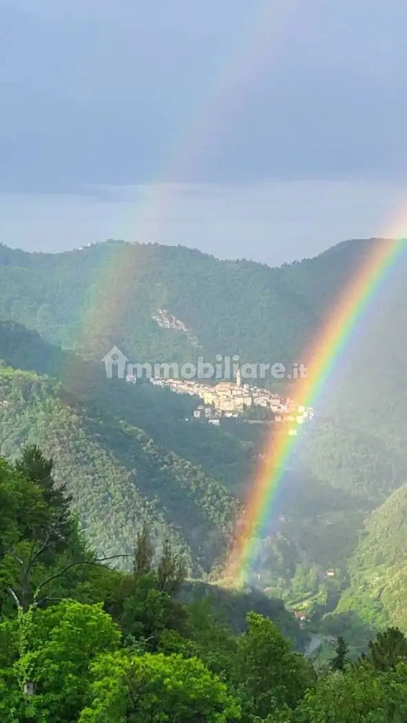 Appartamento in vendita a Castel Vittorio