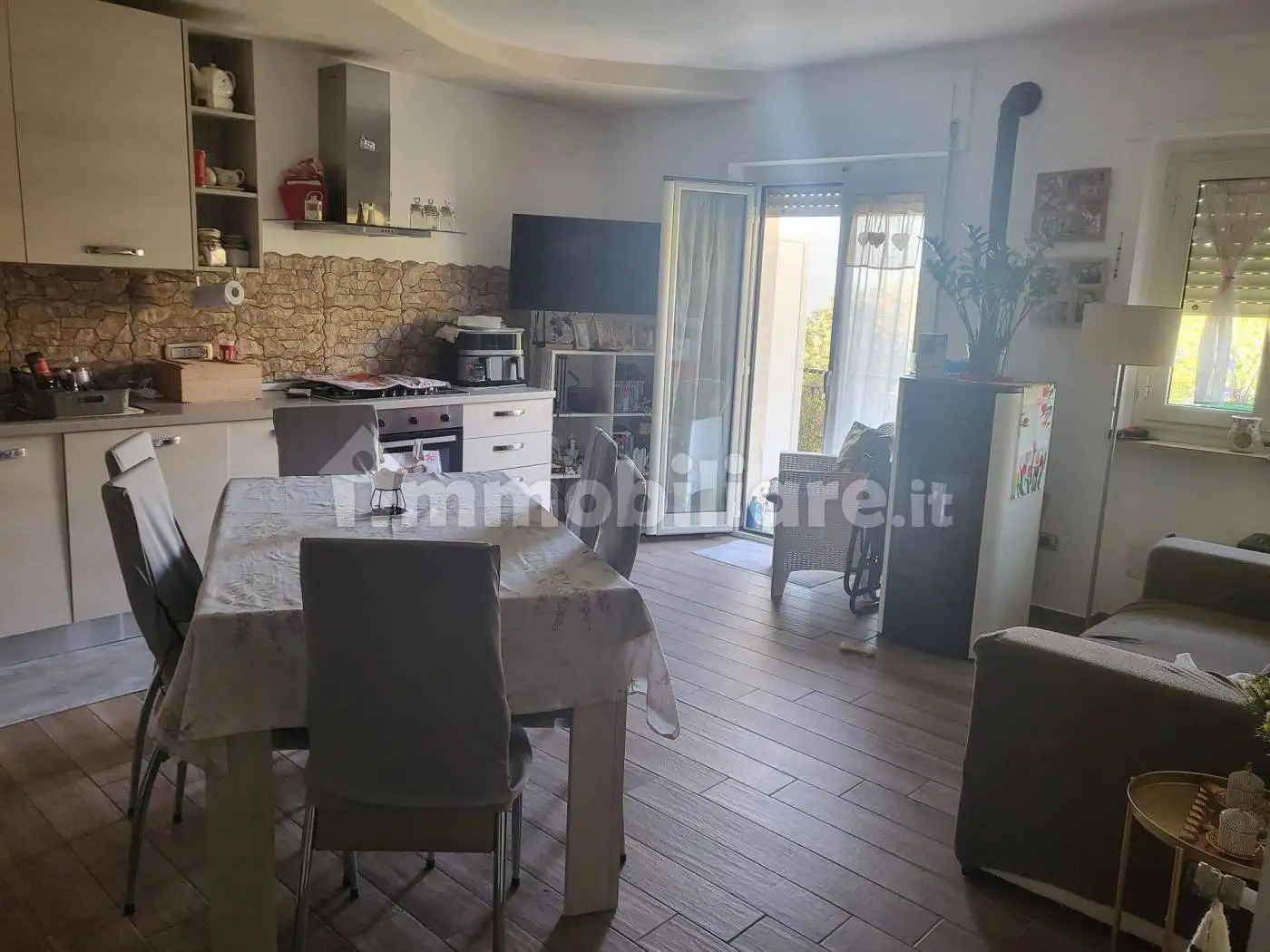 Appartamento in vendita a Paola