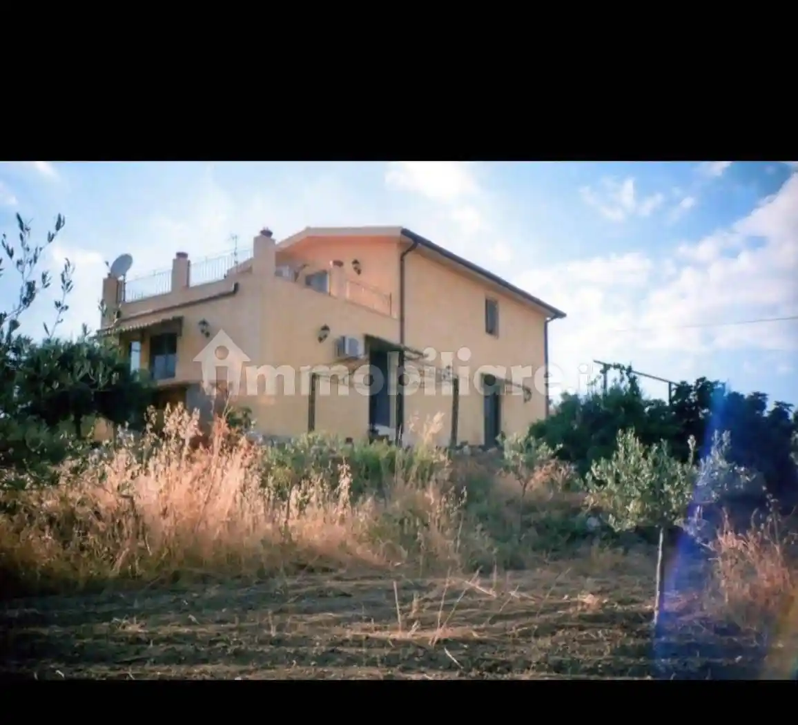 Villa in vendita a Caltanissetta