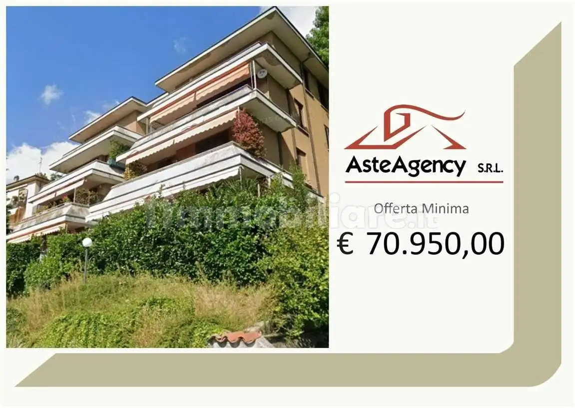 Appartamento in asta a Luvinate