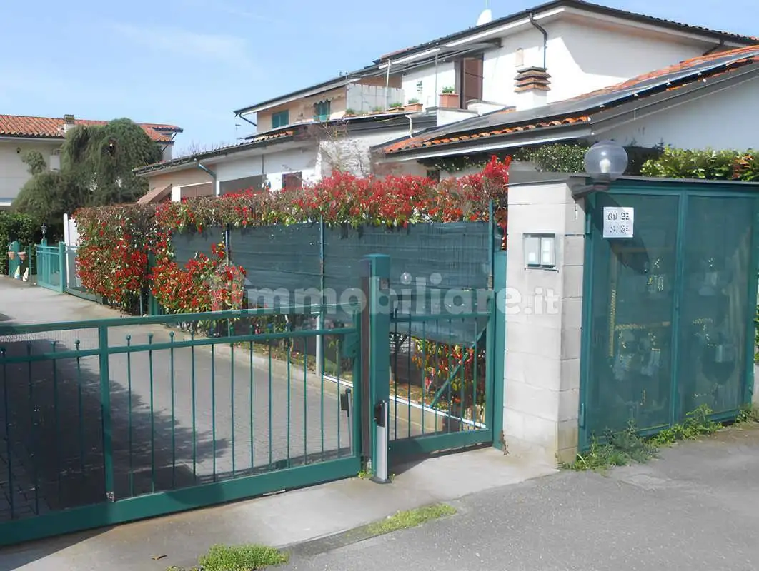 Appartamento in asta a Dorno