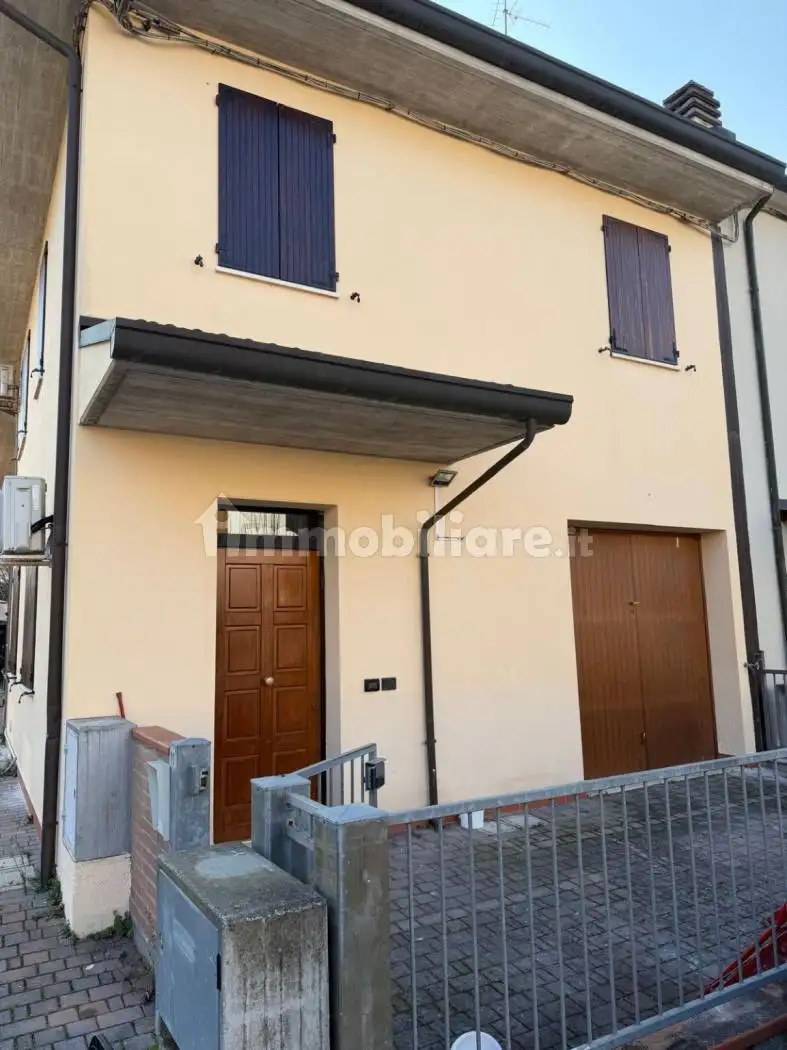 Casa indipendente in affitto a Ravenna