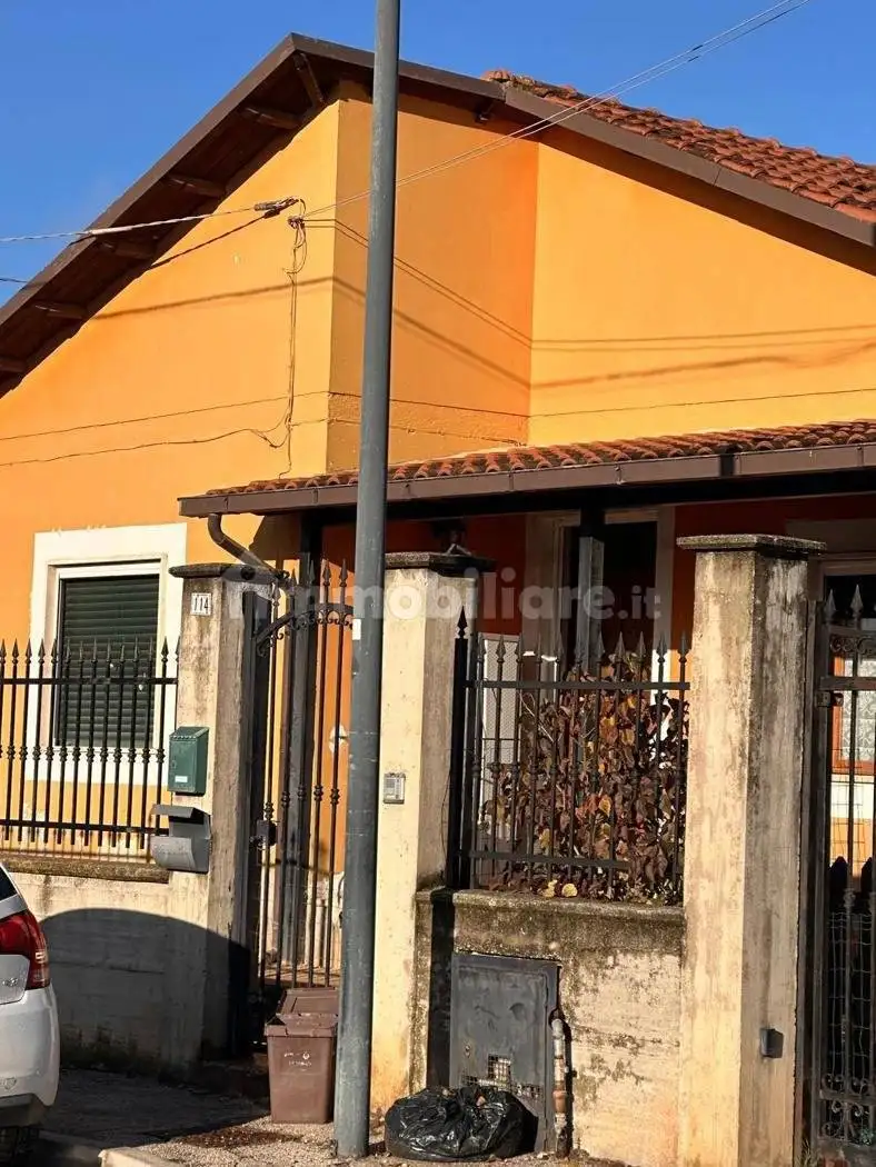 Casa indipendente in vendita a Avezzano