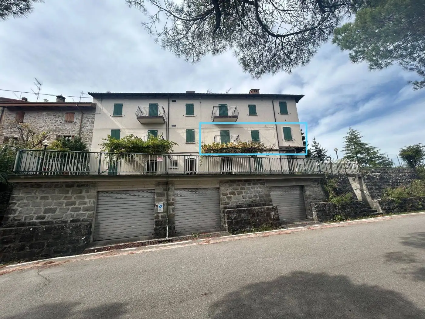 Appartamento in vendita a Lizzano in Belvedere