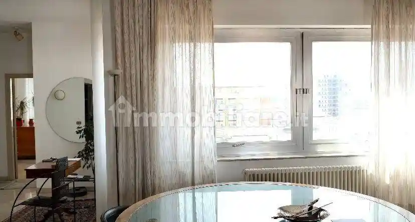 Quadrilocale piazza Emilio Alessandrini 25, Porta Nuova, Pescara - foto 3