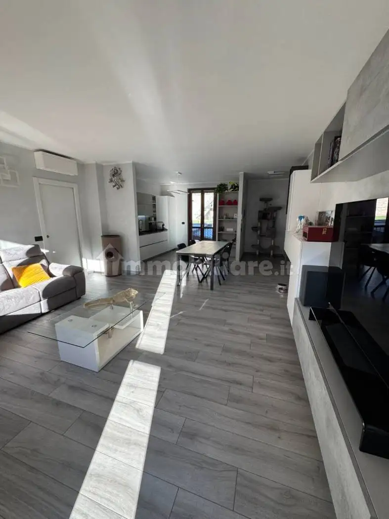 Trilocale via Antonio Stoppani 100, Ponte Giurino, Berbenno - foto 2