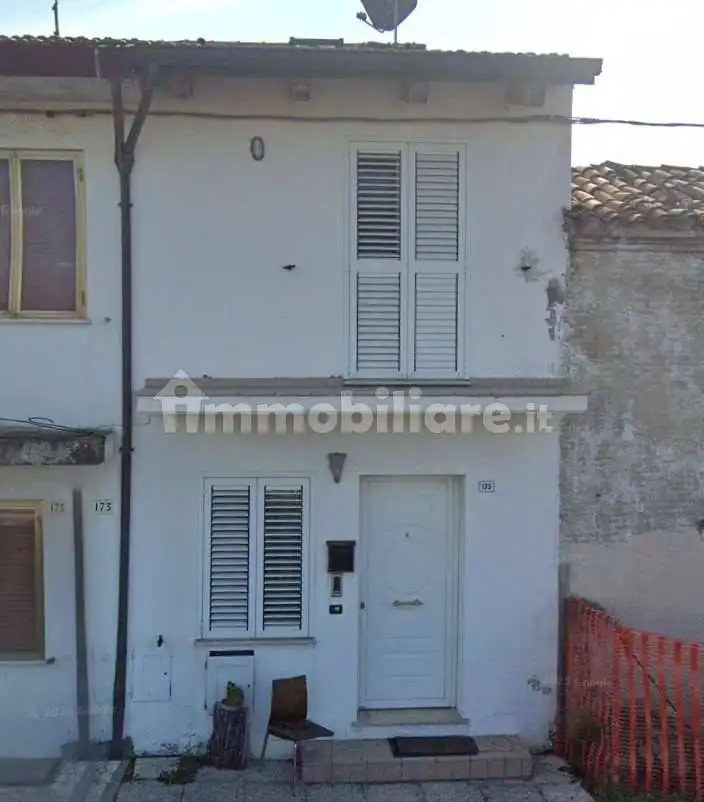 Casa indipendente in vendita a Riccione
