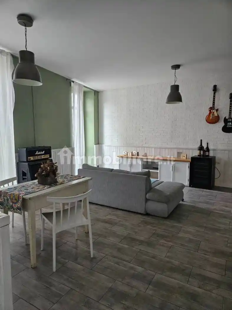 Appartamento via Milite Ignoto, Centro, Cuorgnè - foto 3