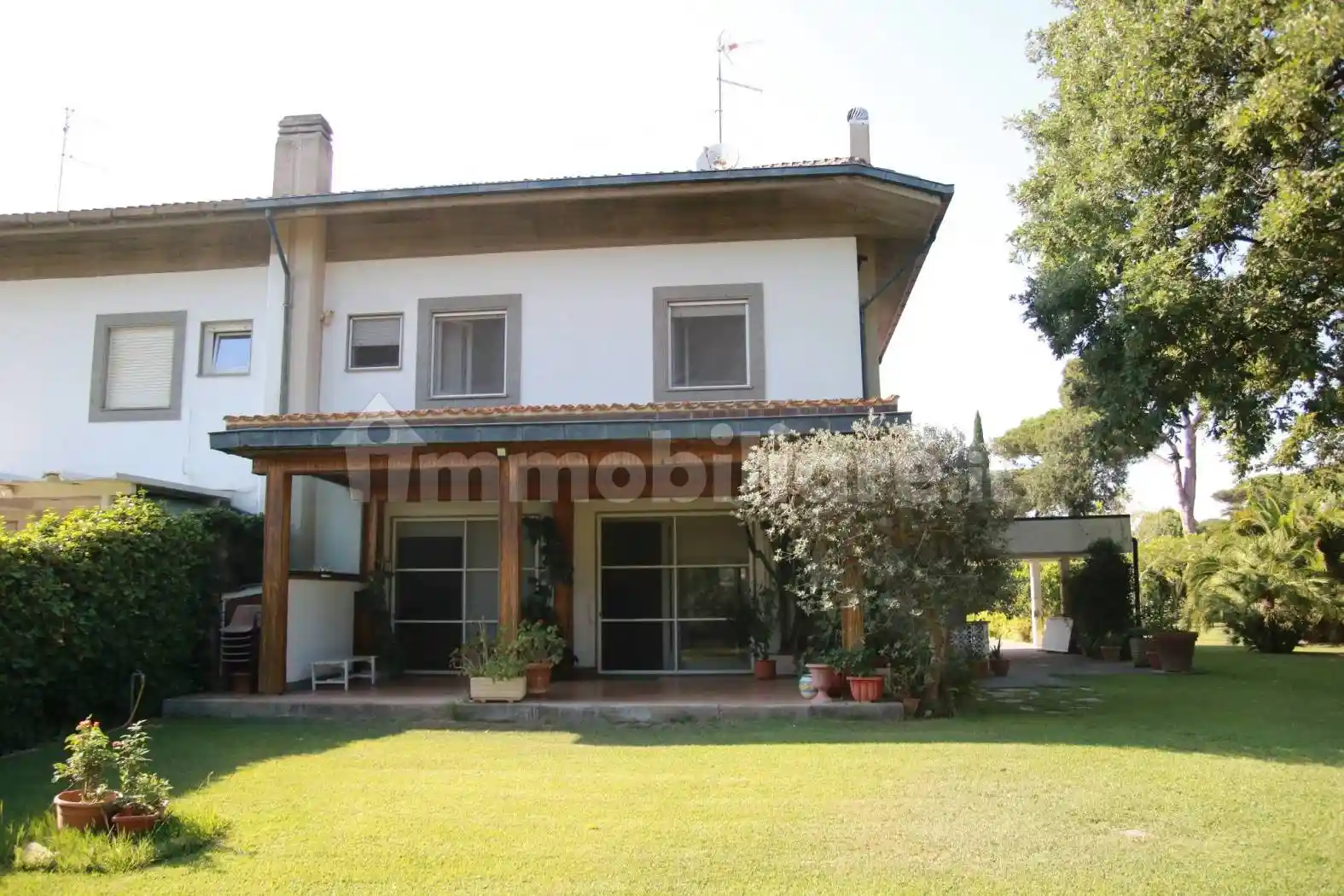 Villa bifamiliare via Pitocrito 19, Casal Palocco, Roma - foto 3