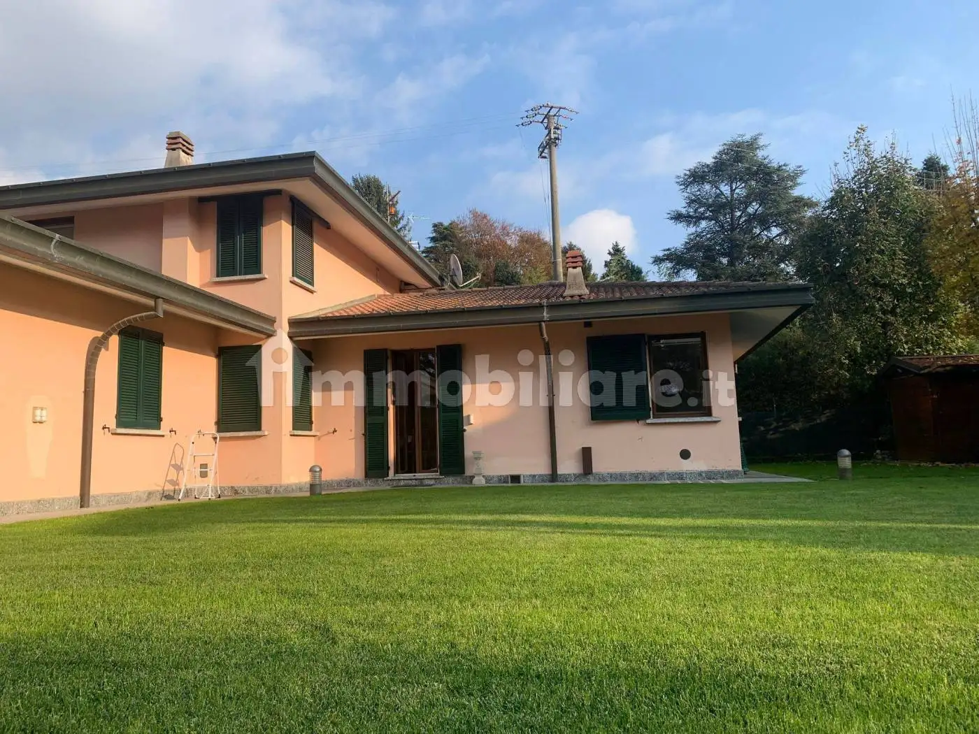 Villa in affitto a Eupilio