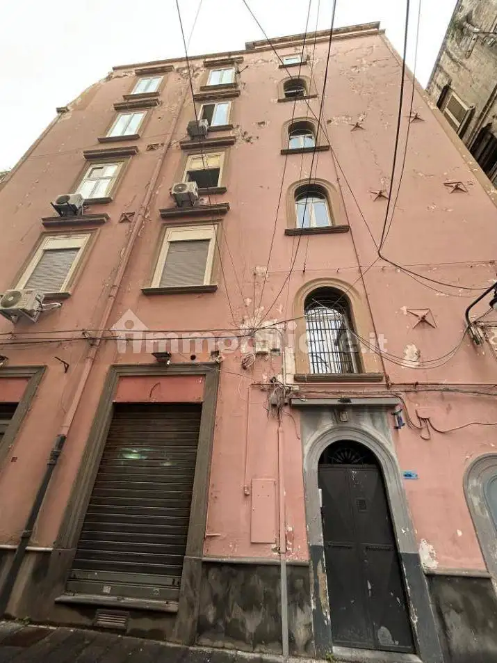Appartamento in asta a Napoli
