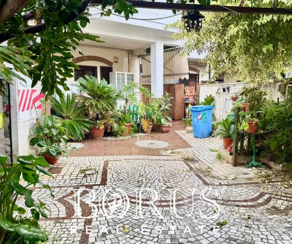 Villa in vendita a Villa Literno