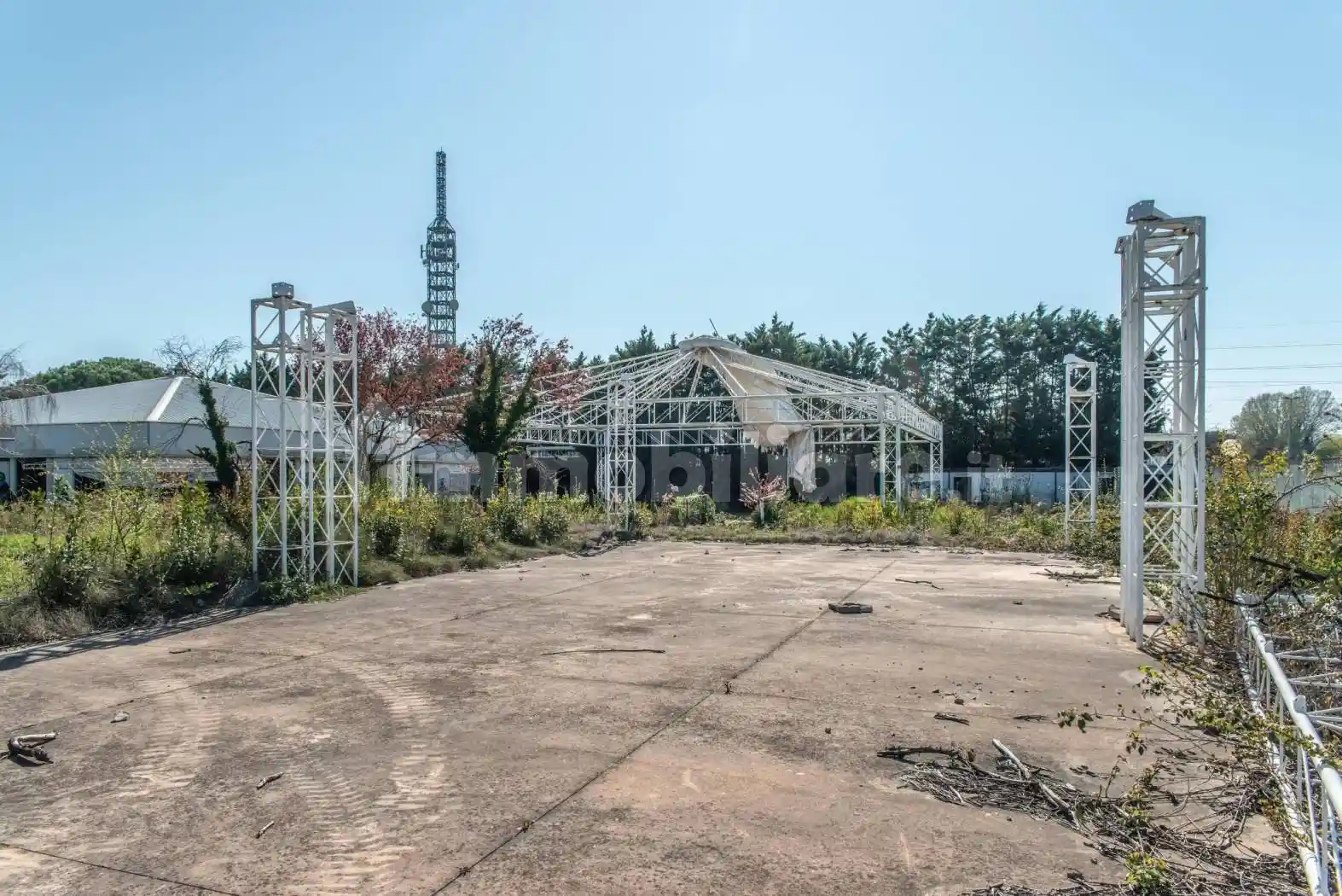 Palazzo - Edificio in vendita a Lignano Sabbiadoro