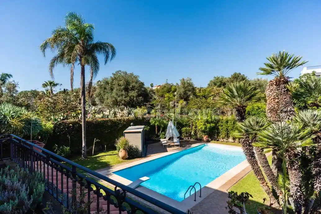 Villa in vendita a Aci Castello