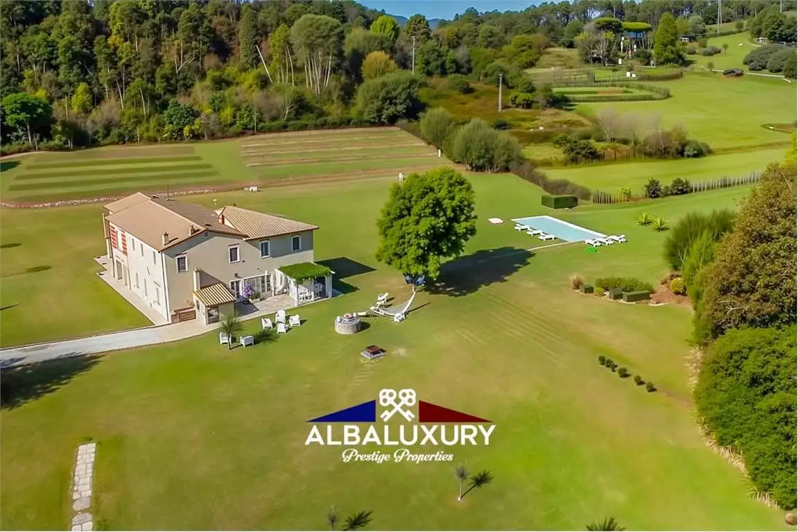 Villa in vendita a Lucca