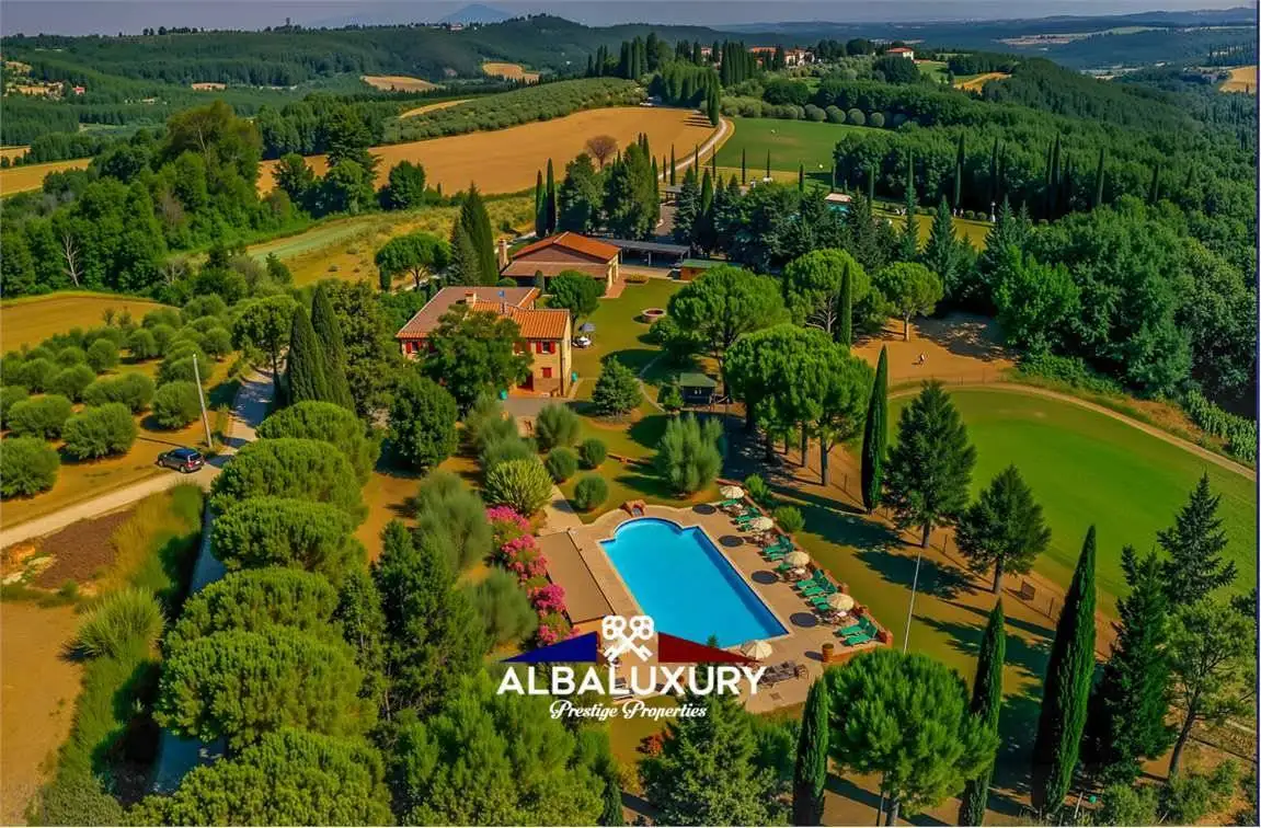 Villa in vendita a Peccioli