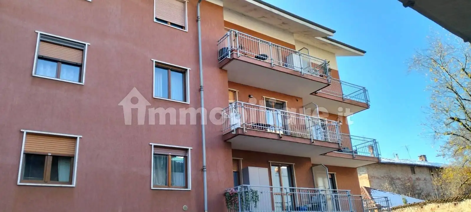 Appartamento in vendita a Busca