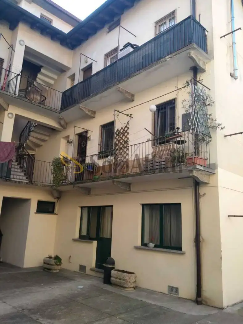 Appartamento in affitto a Malnate