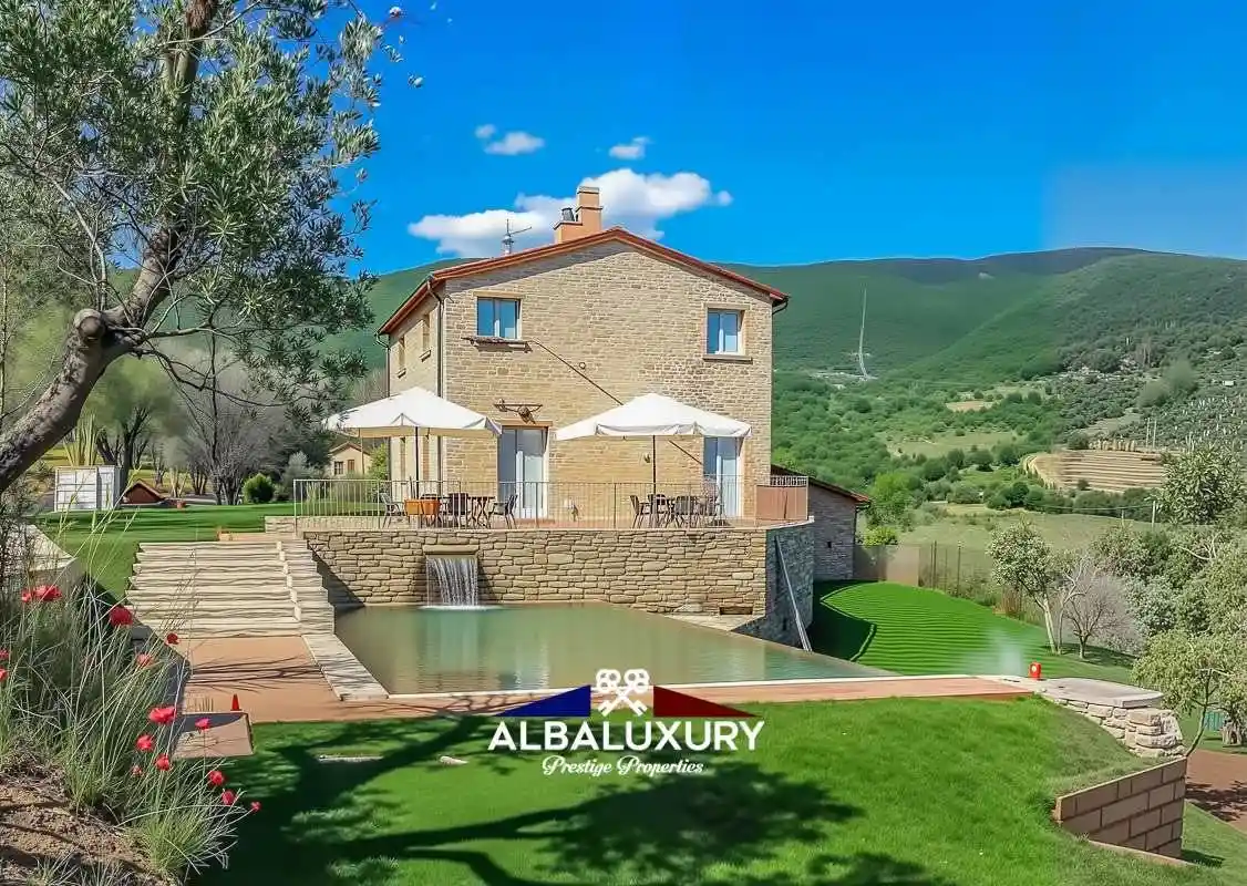 Villa in vendita a Cortona