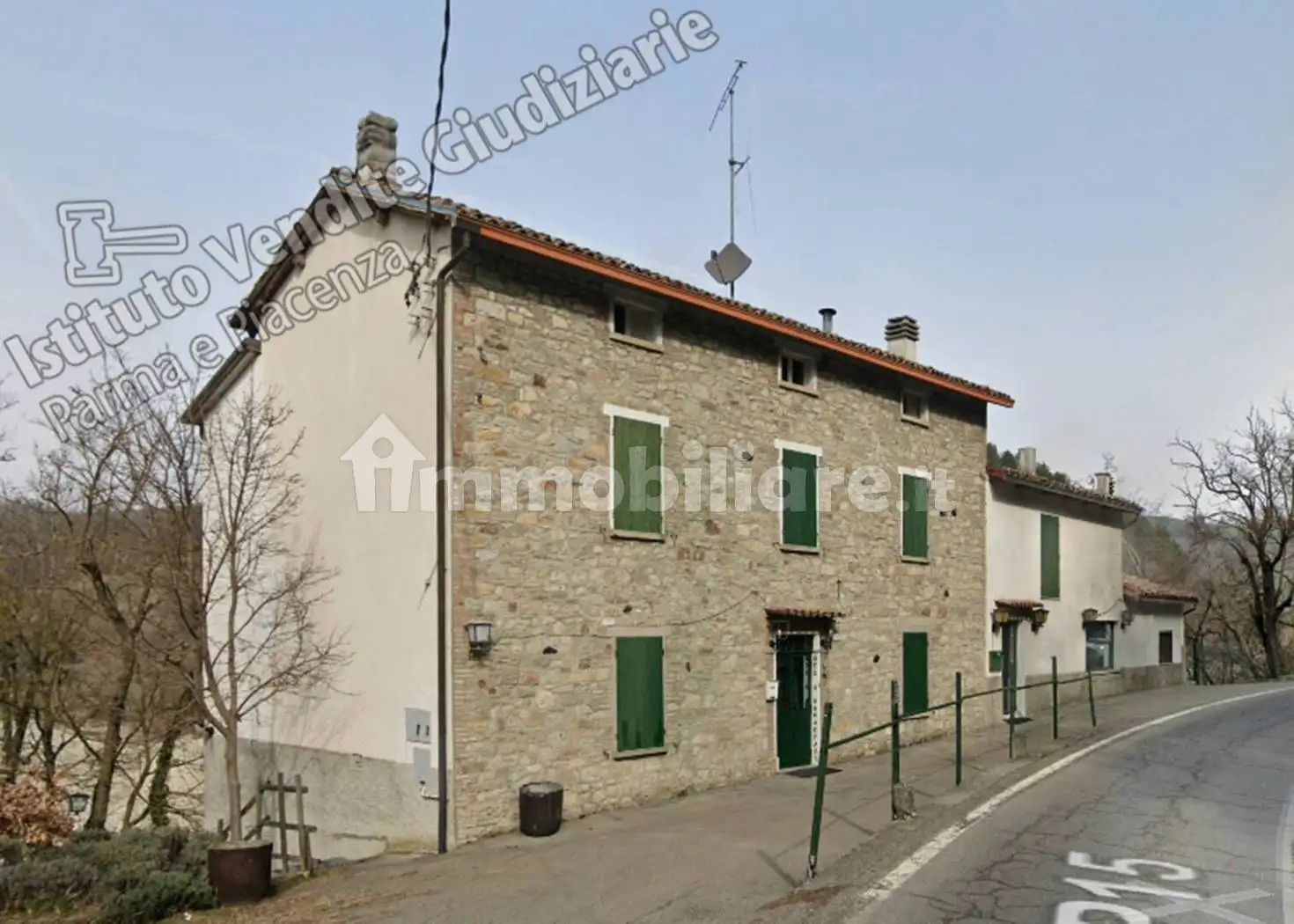 Palazzo - Stabile in asta a Calestano