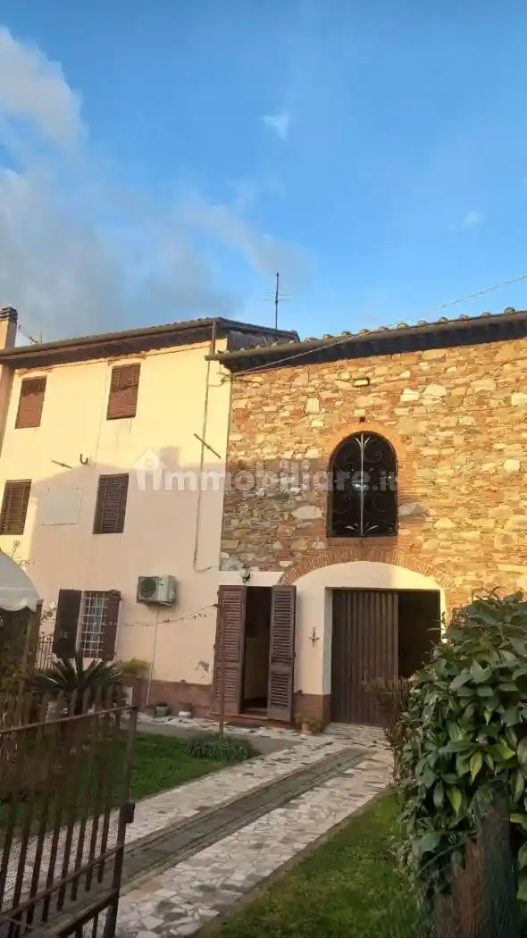 Terratetto unifamiliare via Picciorana 1036, Antraccoli, Lucca - foto 2