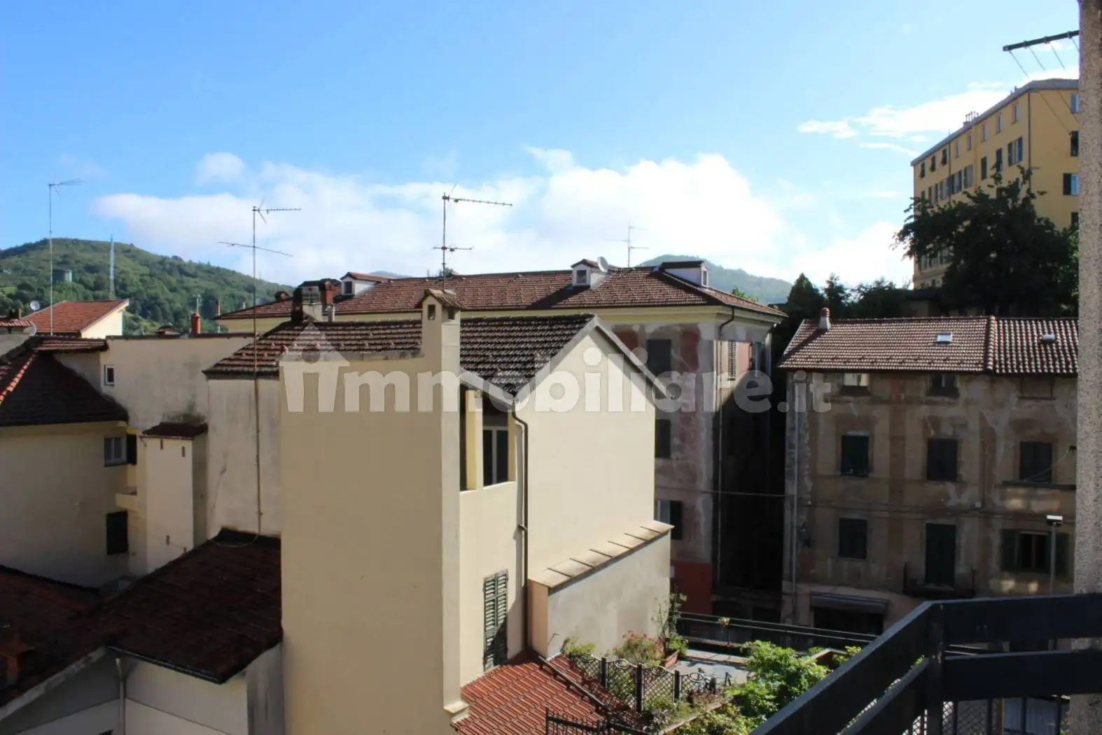 Appartamento piazza Enrico Macciò 11, Centro, Busalla - foto 4