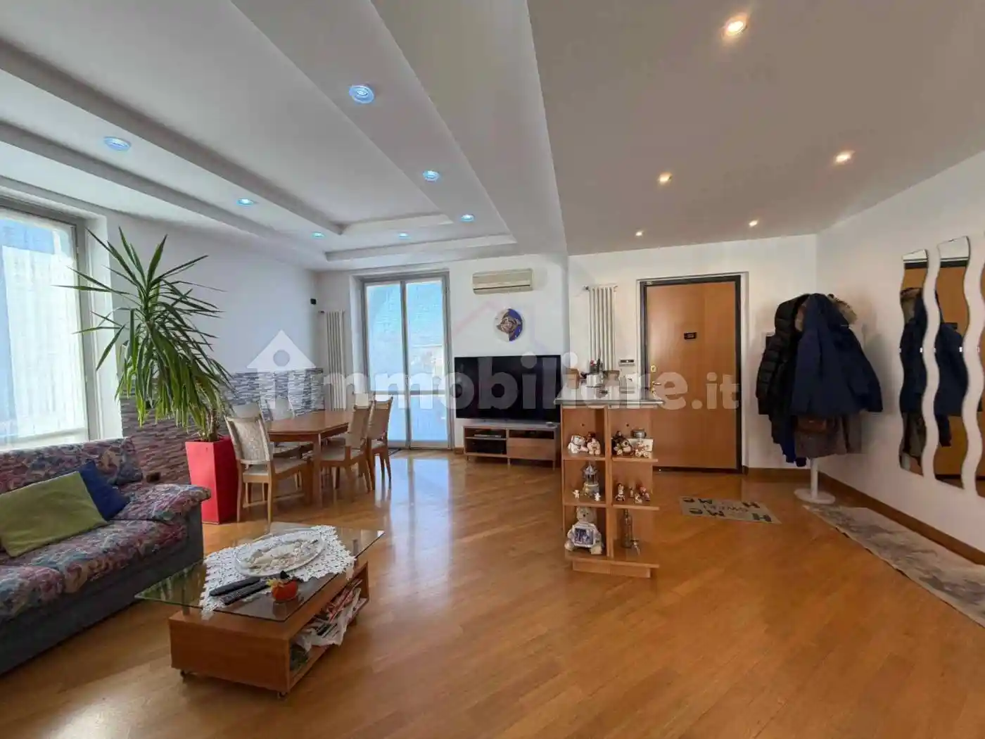 Quadrilocale via Mario Preda, Verano Brianza - foto 3