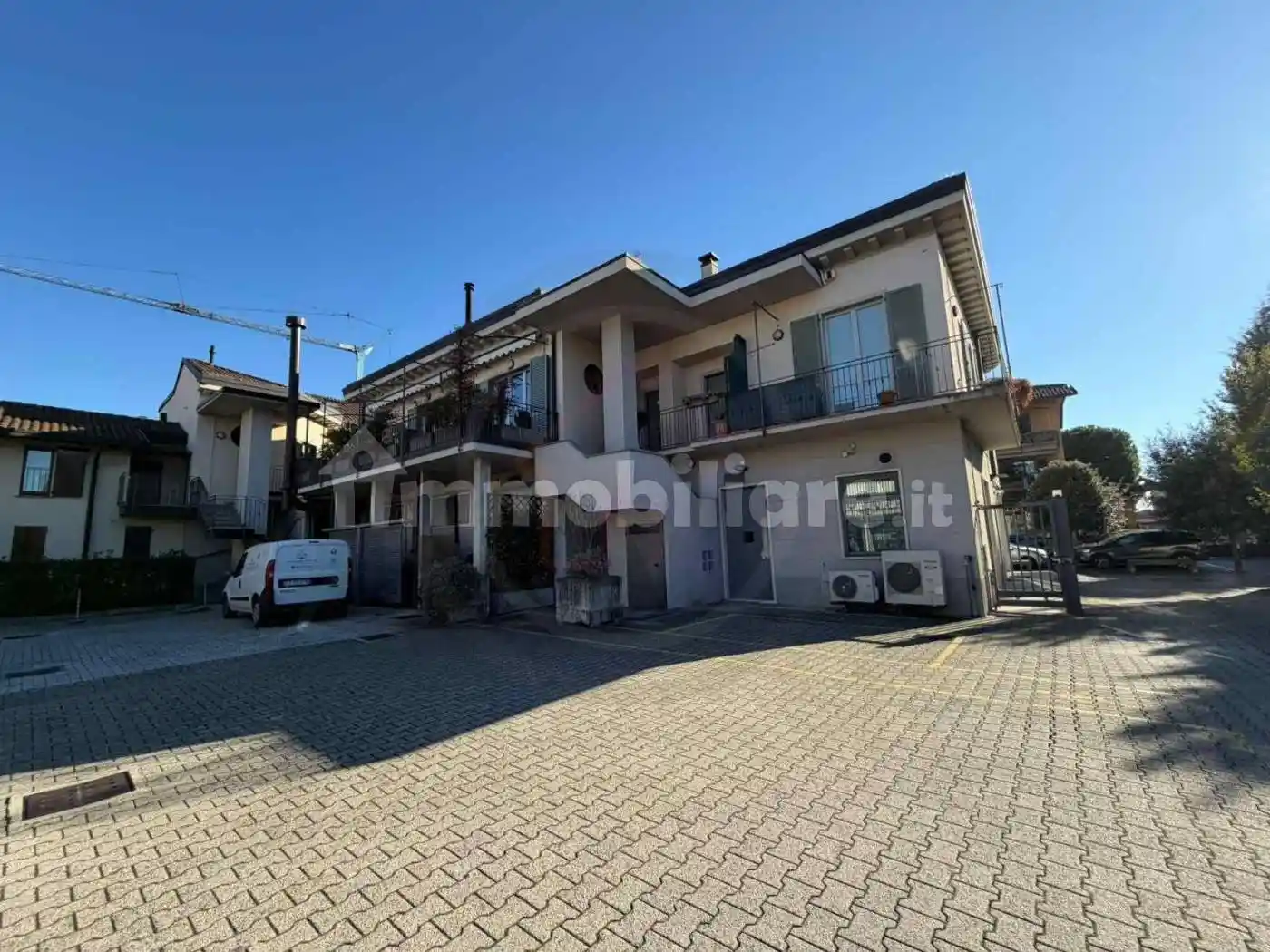 Quadrilocale via Mario Preda, Verano Brianza - foto 4