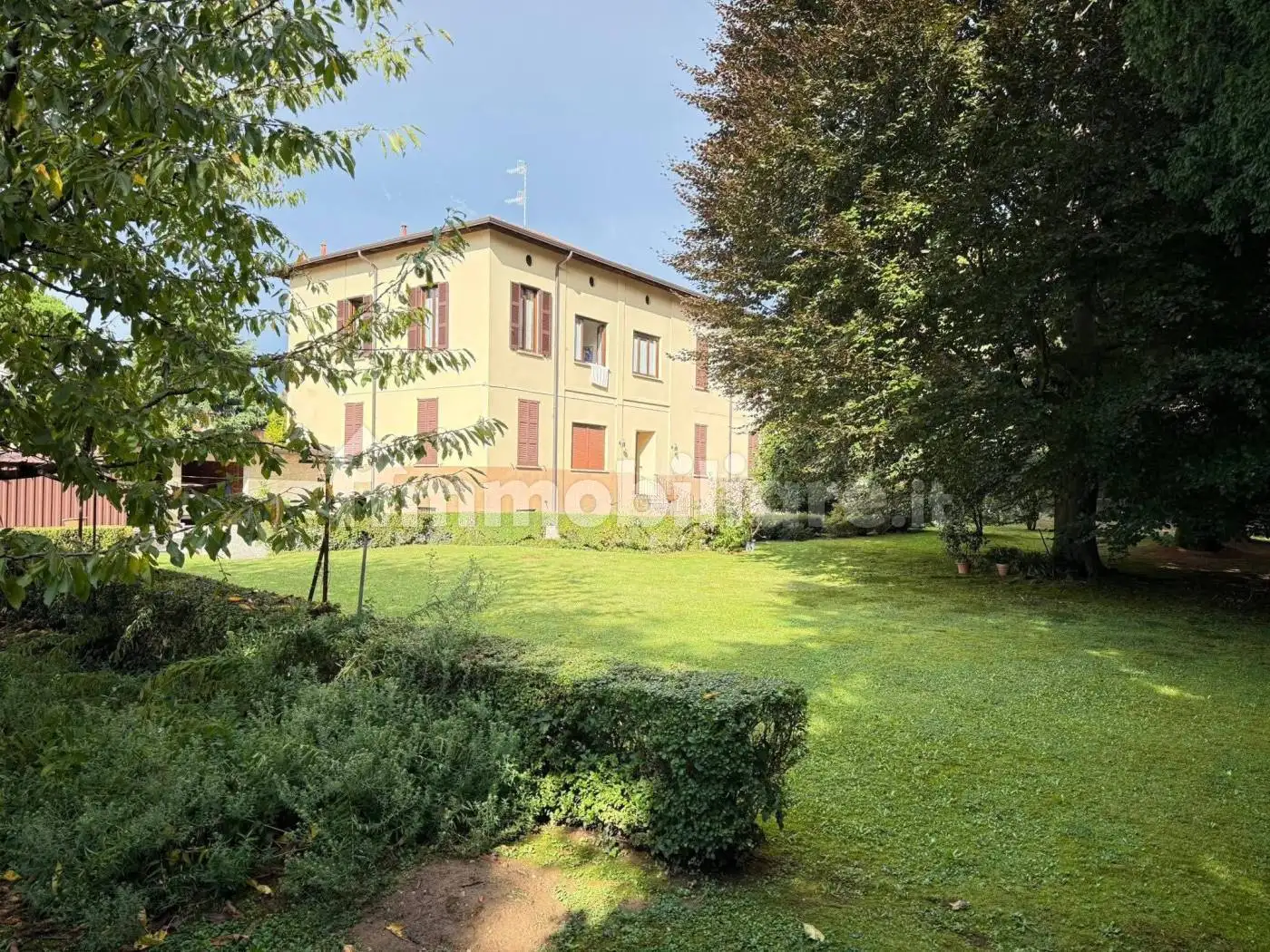 Villa in vendita a Caronno Varesino