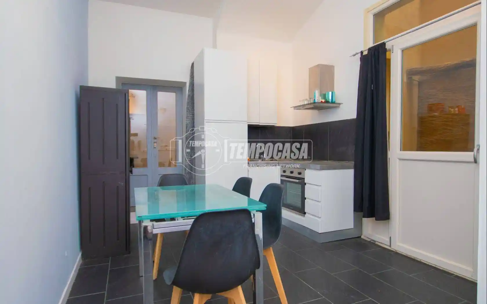 Trilocale via Farini, Santo Stefano, Bologna - foto 2