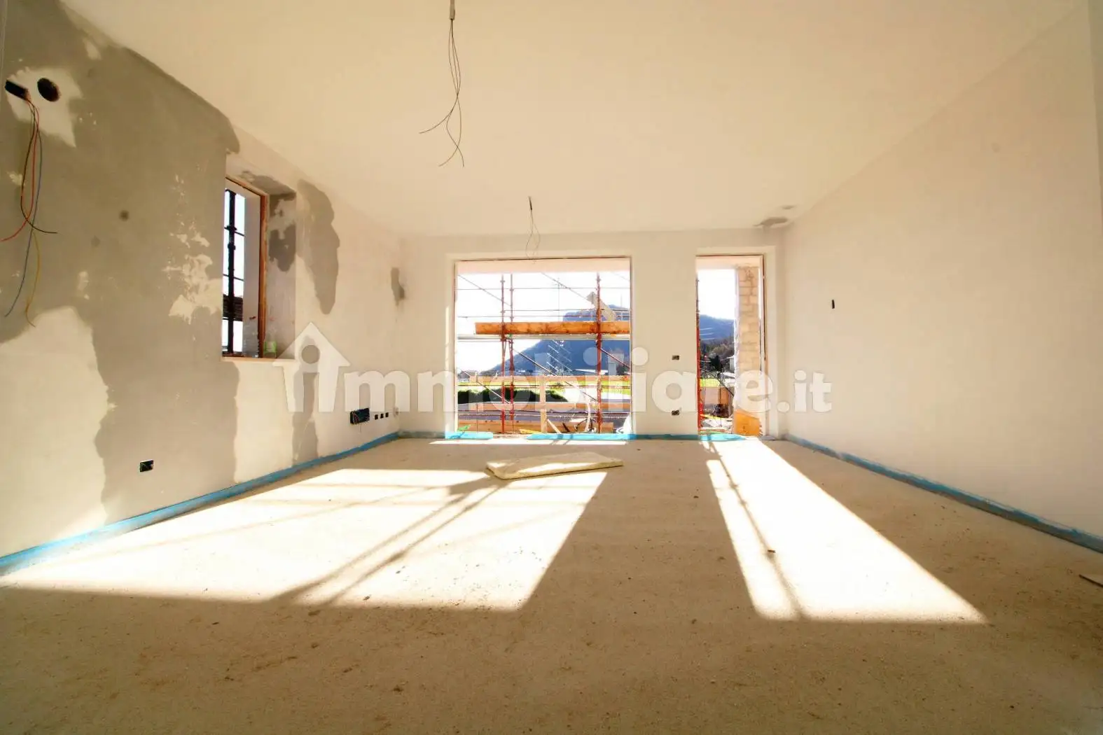 Appartamento in vendita a Costermano sul Garda