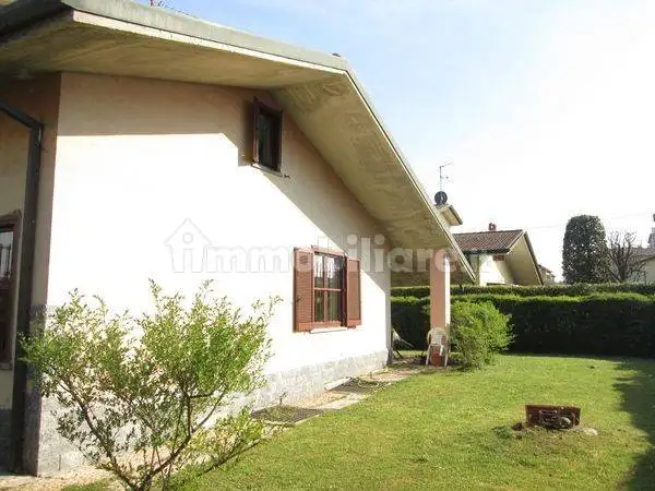 Villa in vendita a Chiari