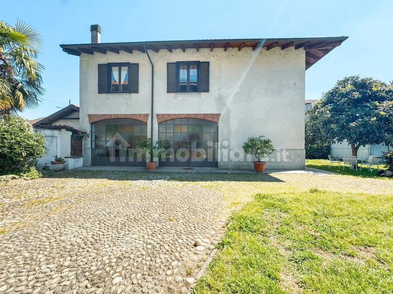 Villa bifamiliare via Cureggio 26, Centro, Borgomanero - foto 3