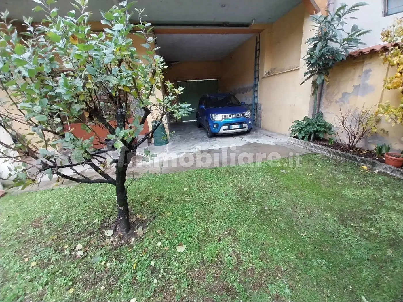 Terratetto plurifamiliare via Monte Grappa 1/9, Bareggio - foto 5