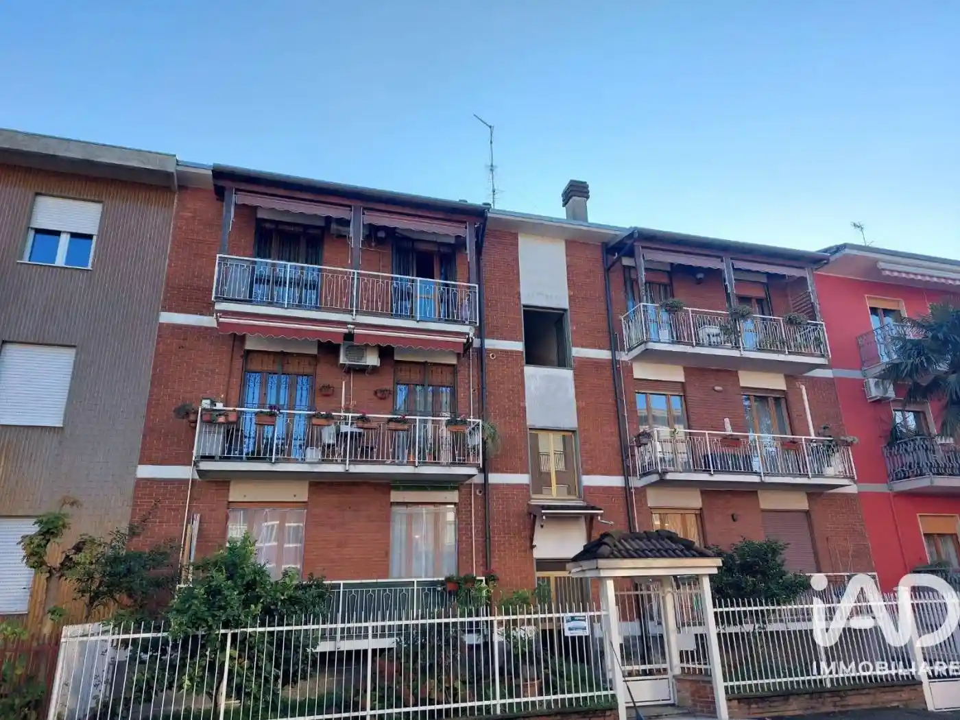 Trilocale via tunisia 19, Villaggio Ambrosiano, Battiloca, Paderno Dugnano - foto 2