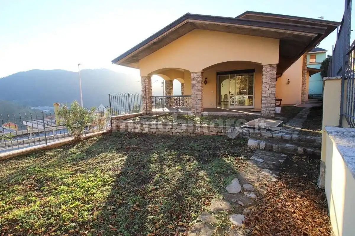 Villa in vendita a Lumezzane