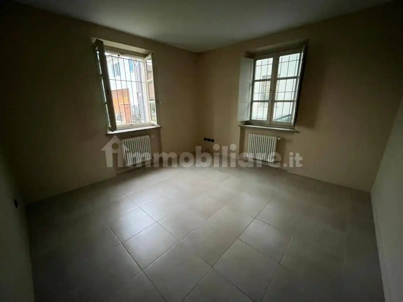 Appartamento via Sant'Iffredo 12, Centro, Cherasco - foto 5