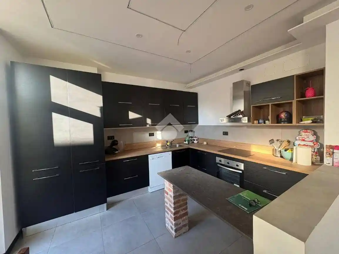 Trilocale via bordone 5, Cornigliano, Genova - foto 2