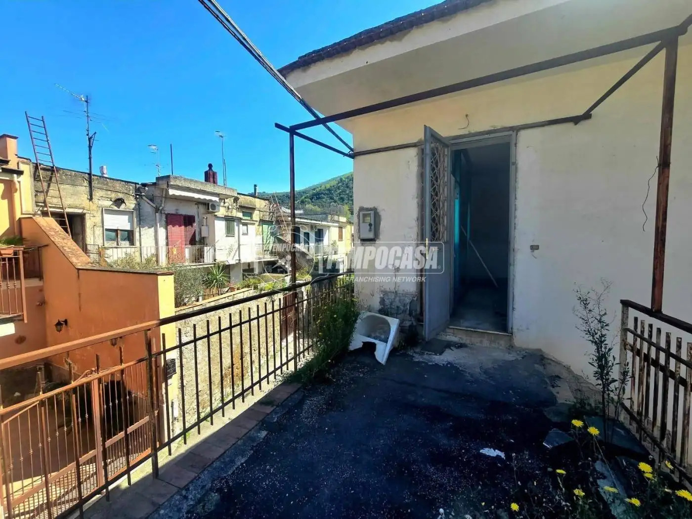 Terratetto unifamiliare 50 m², da ristrutturare, Centro, Casamarciano - foto 5